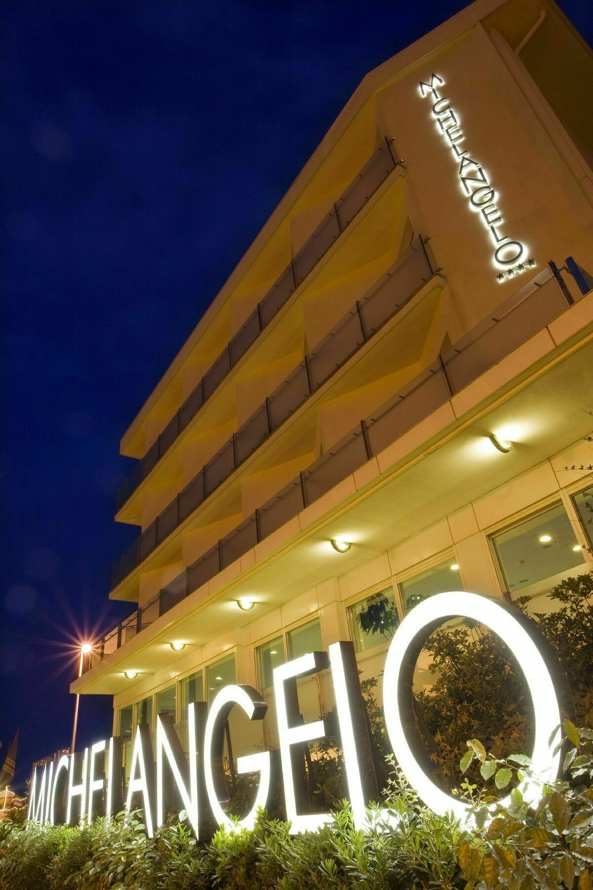 Hotel Michelangelo Riccione Exterior foto